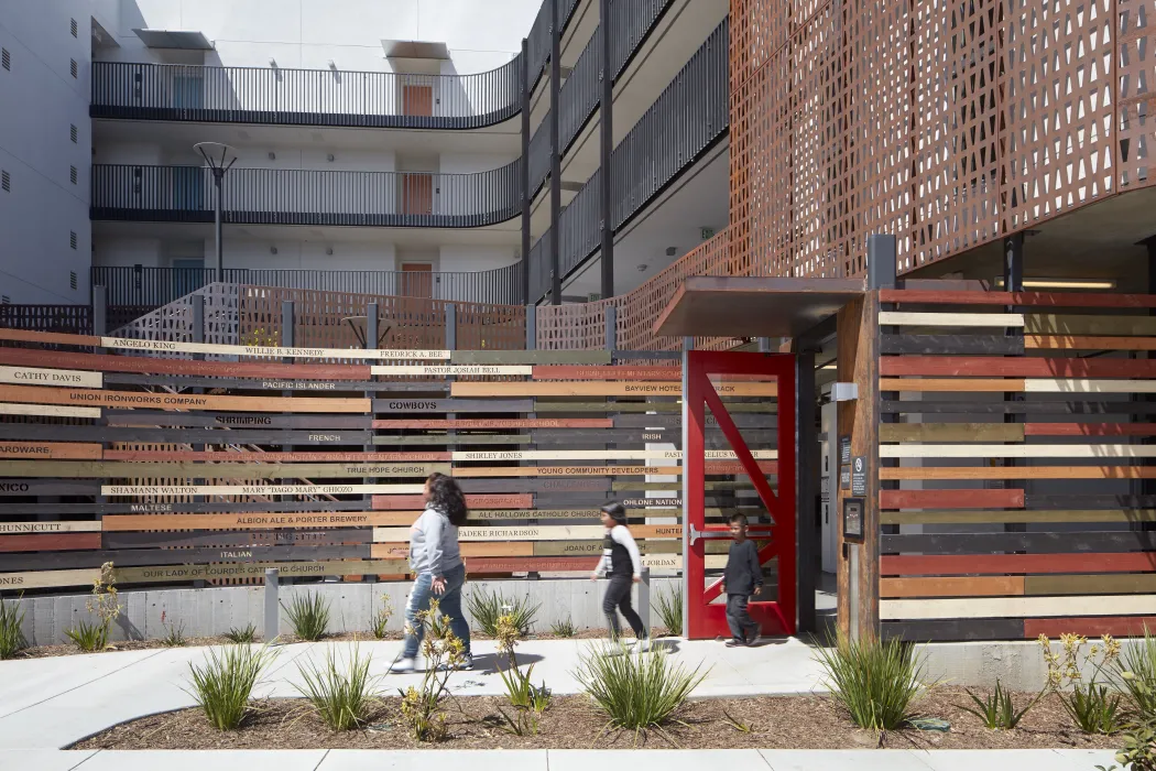 Entrance of Pacific Pointe Apartments in San Francisco, CA.