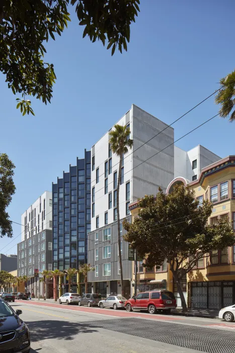 Street view of La Fénix at 1950, affordable housing in the mission district of San Francisco.