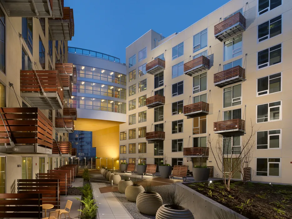 Rincon Green courtyard at dusk in San Francisco.