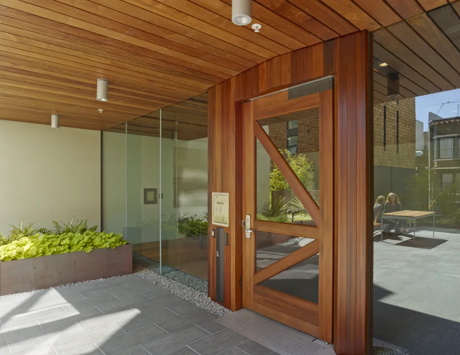 Entryway view of 300 Ivy in San Francisco, CA.