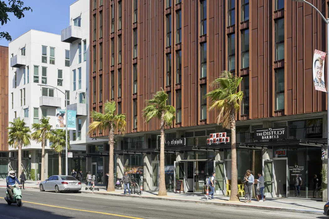 Exterior view of retail at 855 Brannan in San Francisco.