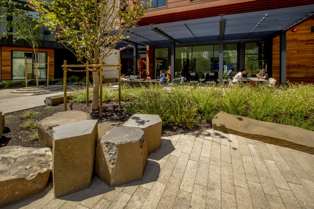 Exterior of leasing office with patio at Mason on Mariposa in San Francisco.