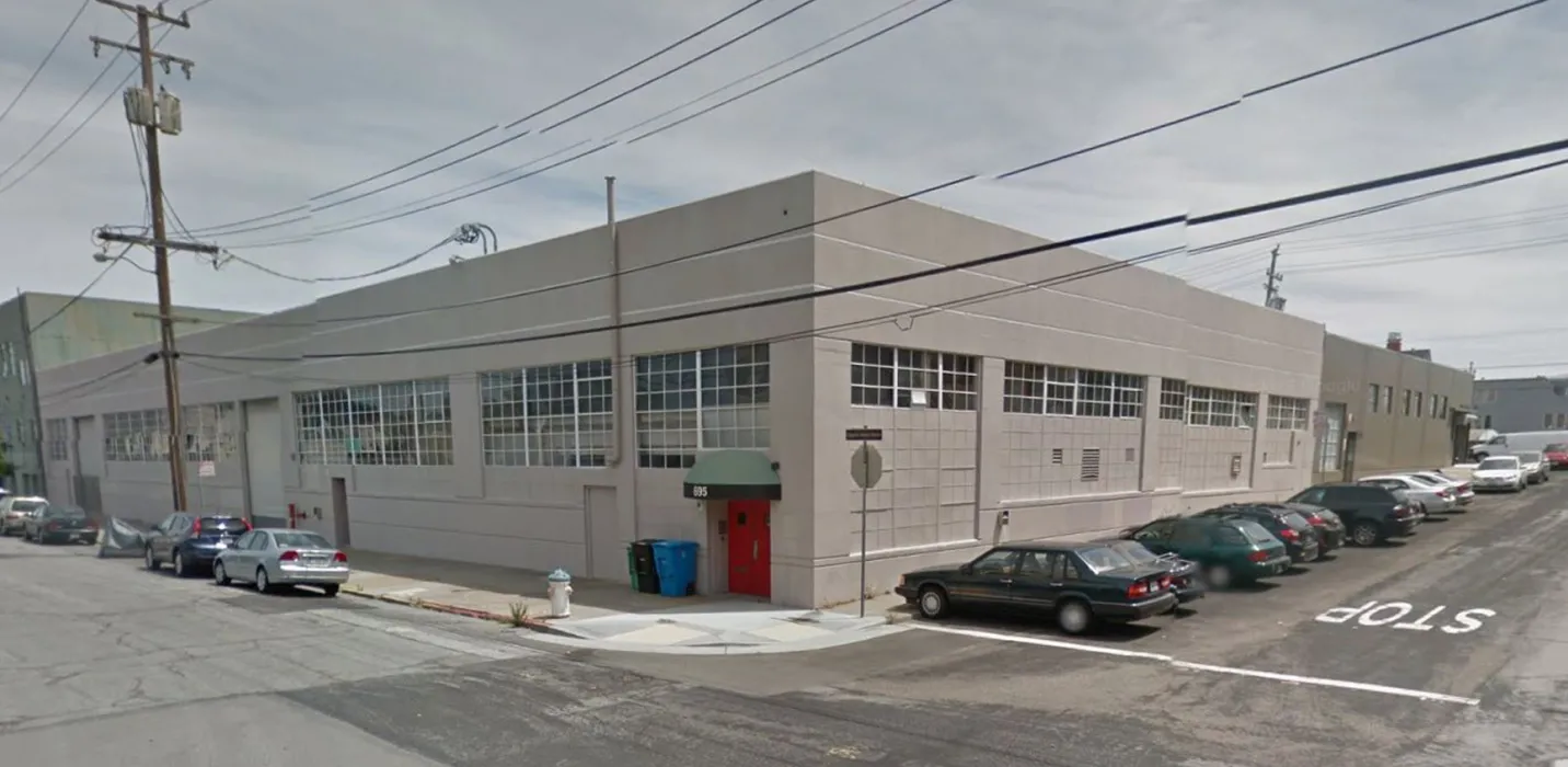 Image of the corner of 695 Minnesota street, close by 789 Minnesota in San Francisco.