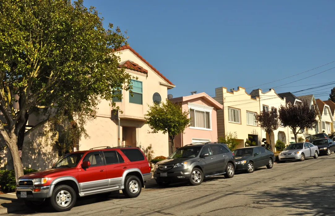 Exterior street view of Holloway Terrace in San Francisco.