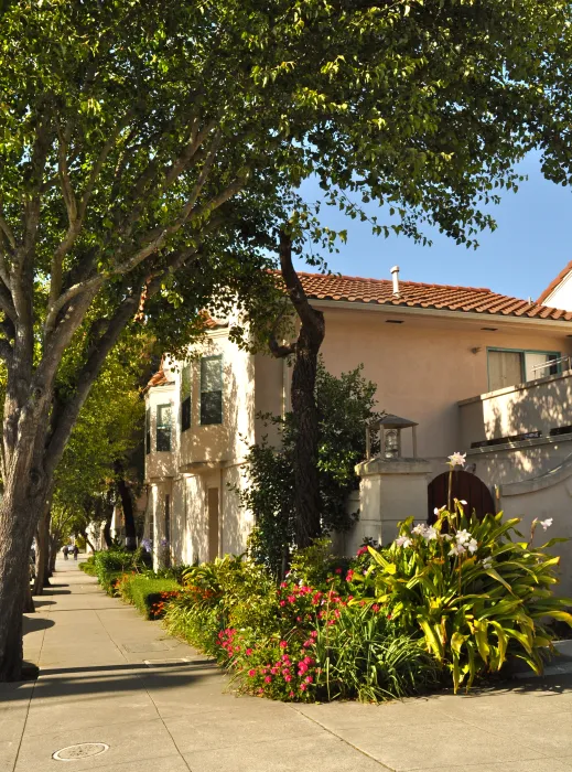 Sidewalk view of Holloway Terrace in San Francisco.