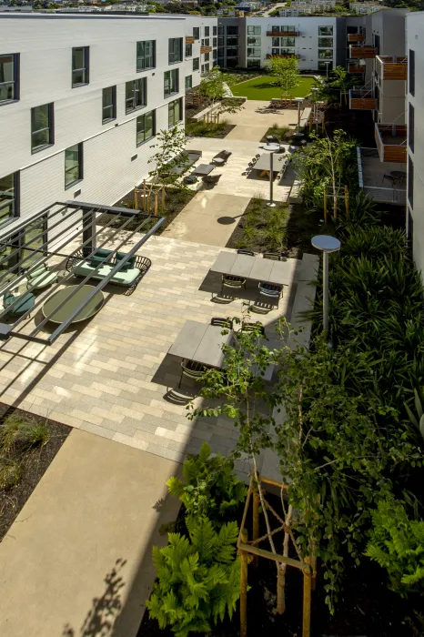 View of residential patio and green space at Mason on Mariposa in San Francisco.