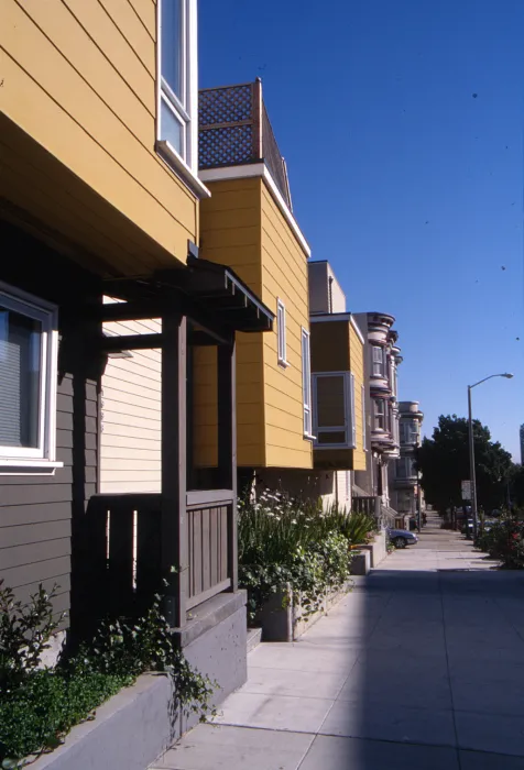 Sidewalk view along Bell Mews in San Francisco. 