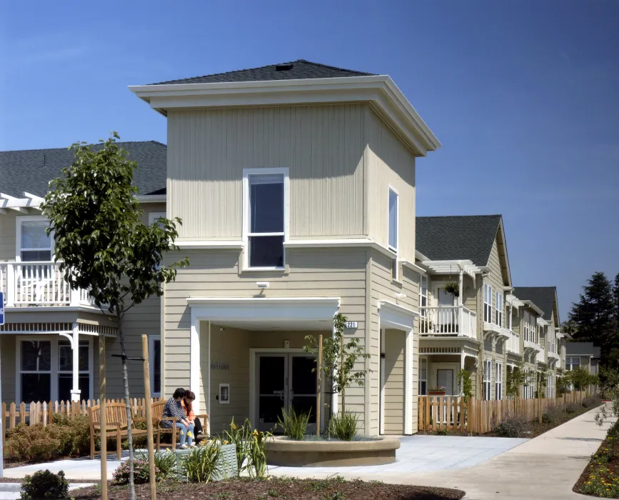 The main entrance to Avelina Senior at Oroysom Village in Fremont, California.