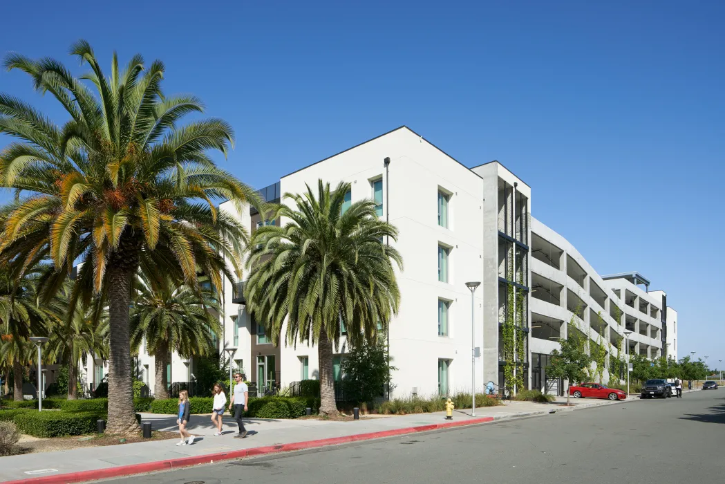 Street exterior view of Union Flats in Union City, Ca.