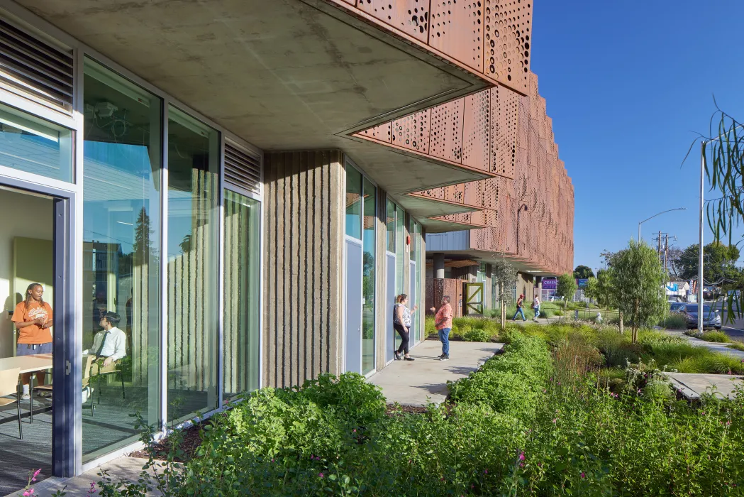 Exterior view of Blue Oak Landing in Vallejo, California.