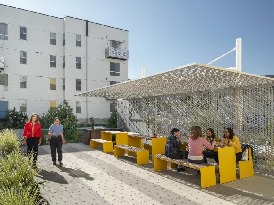 Courtyard and BBQ patio at 88 Park Street at Midway Village.