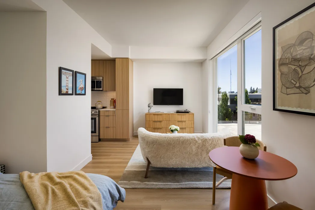 Studio unit at Felix.