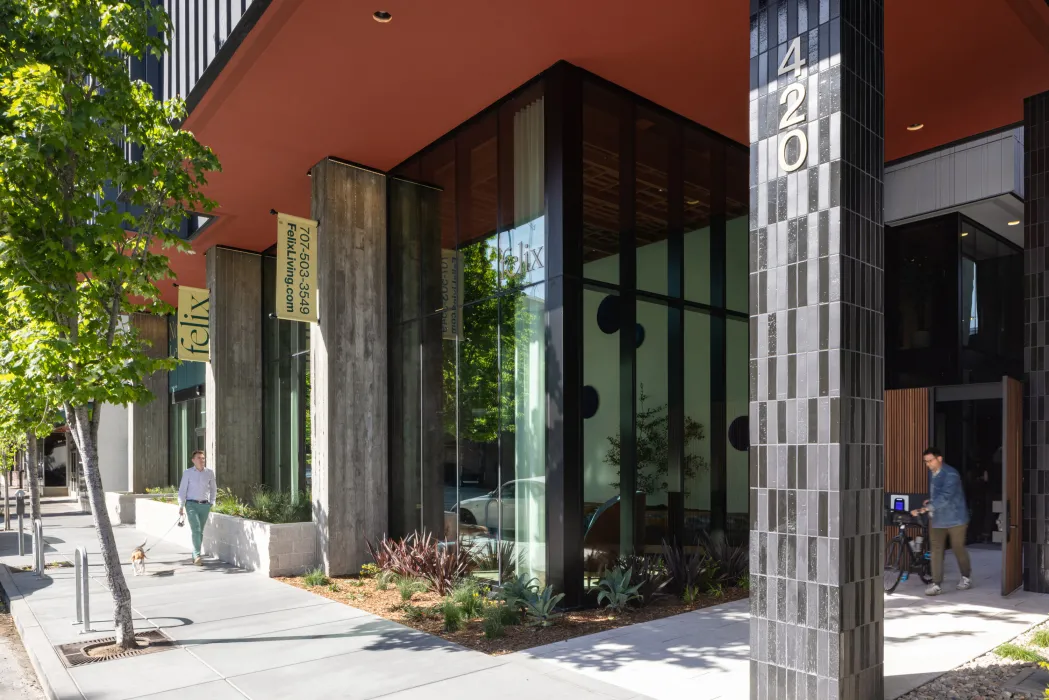 Exterior street view of Felix.